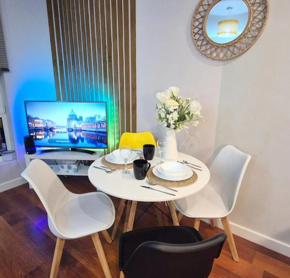 Cozy 1 Bedroom Apartment, Sheffield City Center, Free Wifi Appartement